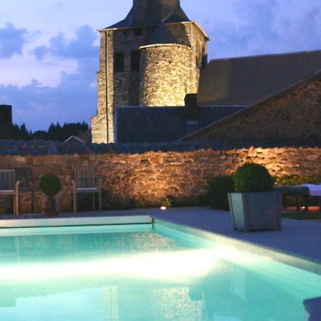 Hotel Le Castel Fosses-La-Ville Exterior foto