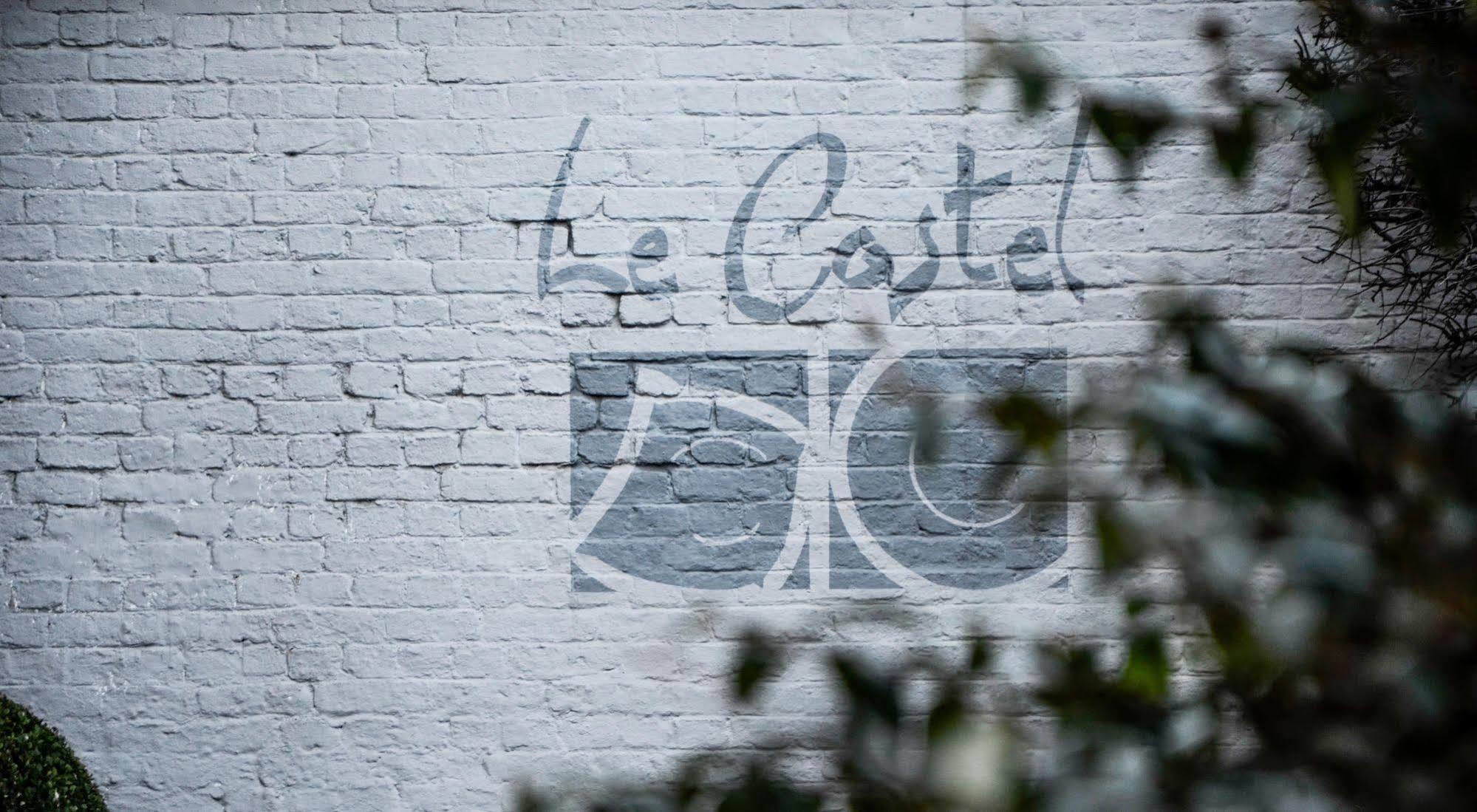 Hotel Le Castel Fosses-La-Ville Exterior foto
